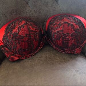 Victorias secret very sext strapless Bra